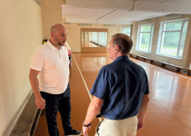 Владимир Поддымников-Гордеев проверил готовность школ № 34 и № 45 к новому учебному году