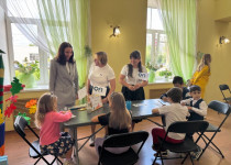 Татьяна Дружинина традиционно посетила мероприятие  «Собери ребенка к школе»