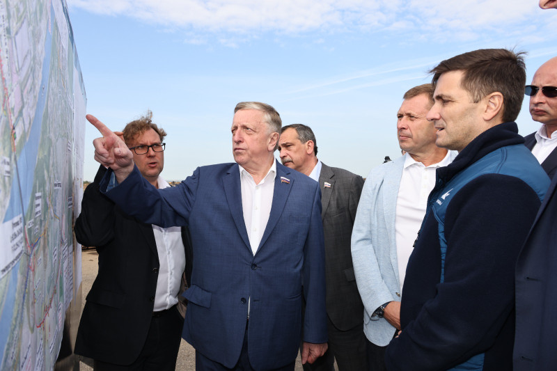 Станислав Прокопович проинспектировал работы по строительству дублера проспекта Гагарина