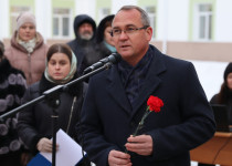 «Дмитрий Александрович Пётрушкин - человек-легенда, пример мужества, целеустремленности и служения делу воспитания подрастающего поколения», - Евгений Чинцов