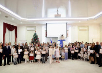 «Конкурс «Горьковская игрушка» воспитывает в детях любовь к своему городу, уважение к истории страны, желание делать добро своими руками», – Евгений Костин