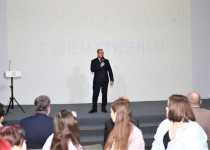 Евгений Чинцов поздравил молодежь Советского района  с Днем российского студенчества