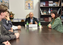 Владимир Поддымников-Гордеев рассказал будущим политологам о молодежной политике в Нижнем Новгороде