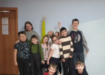 ТОС №4 и детский клуб имени Волкова провели конкурс чтецов