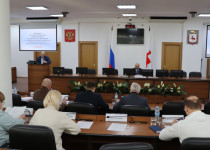 «Только по плану физкультурных и спортивных мероприятий за 2025 год в городе проведено  более 1150 мероприятий с охватом почти 190 тысяч человек», - Владимир Поддымников-Гордеев