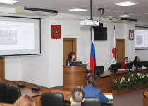 «Благодаря дворовым праздникам люди больше общаются, поддерживают соседские связи,  возрождая традиции добрососедства», - Ольга Балакина