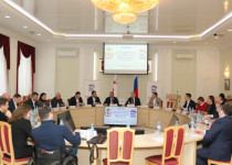 Отчетная кампания по реализации Народной программы стала основной темой  очередного собрания депутатского объединения «Единой России» в городской Думе