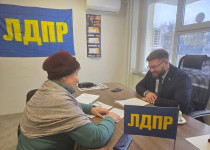 Иван Корниенко провел традиционный еженедельный прием граждан