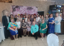 Совет ТОС` «Орджоникидзе» организовал Бал цветов в Московском районе