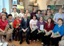 Поздравление с 8 марта