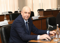 «Полностью поддерживаю решение коллег выйти с предложением по наращиванию престижа и массовости комплекса ГТО», - Юрий Ерофеев