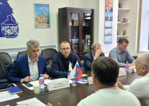 Евгений Чинцов провел тематический прием нижегородцев  в рамках Недели приемов граждан по вопросам ЖКХ