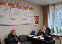 Юлия Мантурова провела очередной прием жителей избирательного округа №20