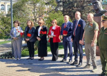 Жанна Скворцова, Ольга Балакина и Светлана Досаева приняли участие в памятном мероприятии, приуроченном к Дню Победы