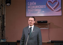 Михаил Иванов поздравил военных медиков с профессиональным праздником