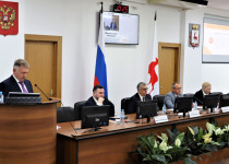 Дополнительные средства городского бюджета направляются на развитие транспортной инфраструктуры, соцсферу и благоустройство