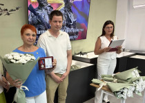 В патриотическом пространстве «Защитники Отечества» вручили медали «За поддержку специальной военной операции»