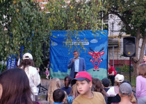 Праздник «Всем двором!» прошел на территории ТОС № 16 поселка Мостоотряд