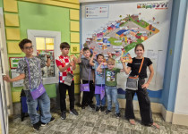 Путешествие юных активистов ТОС №5 в город профессий «КидБург»