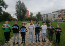 «Мы — за мир!»: В сквере Прыгунова почтили память жертв Беслана